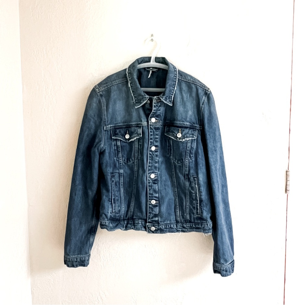 Free People Medium Wash Distressed Heavy Jean Denim Jacket M